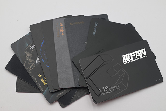 會員卡是用什么材料制作的？