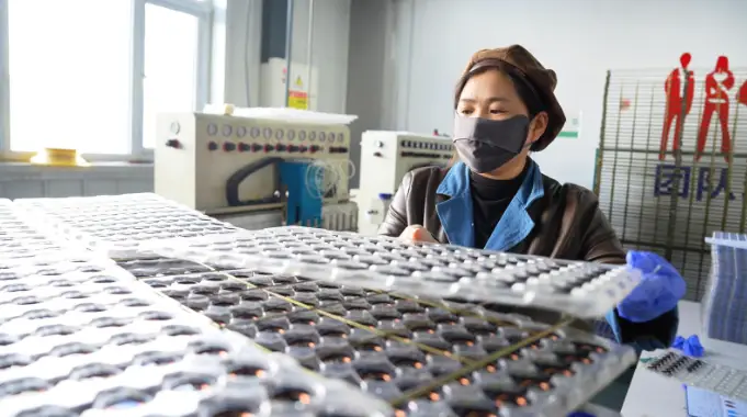 文明中衛(wèi)：閩寧情更長(zhǎng) 山海共潮生 | 閩企向西入“?！眮?