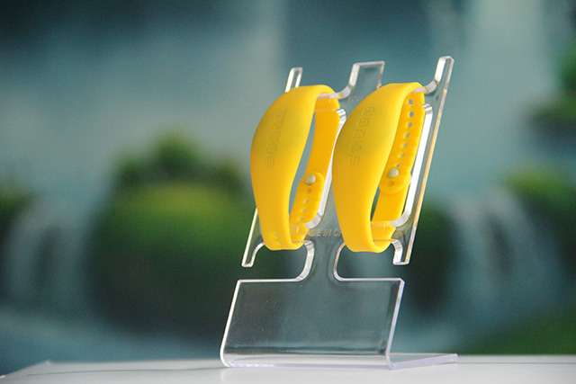 針對(duì)織嘜腕帶內(nèi)置RFID電子芯片衣服行業(yè)計(jì)劃實(shí)施 針對(duì)織嘜腕帶內(nèi)置RFID電子芯片衣服行業(yè)計(jì)劃實(shí)施