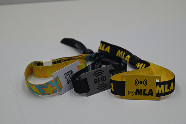 校園卡和校園卡管理軟件必須配套使用嗎？