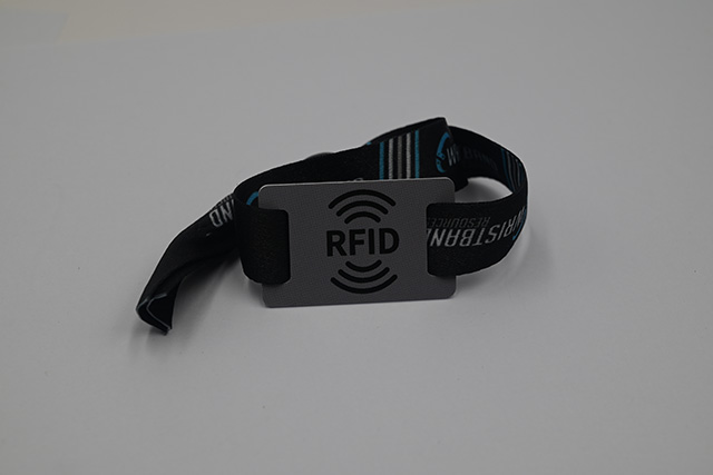 和信達(dá)為醫(yī)院提供感應(yīng)式IC醫(yī)院就診卡，好處多