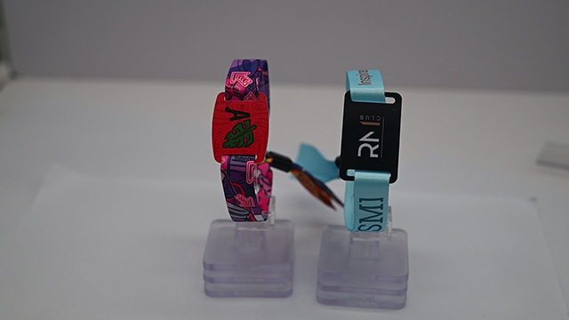 接觸式滴膠卡與磁條卡相比較有什么顯著的優(yōu)勢