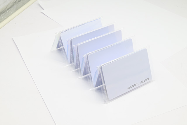 停車卡適合應(yīng)用哪些芯片來(lái)制作